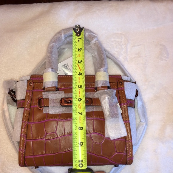 Coach Swagger 21  Saddle/Pink with Rose hardware - Picture 5 of 5